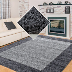 Shaggy carpet with long pile, two colors, different sizes and colors