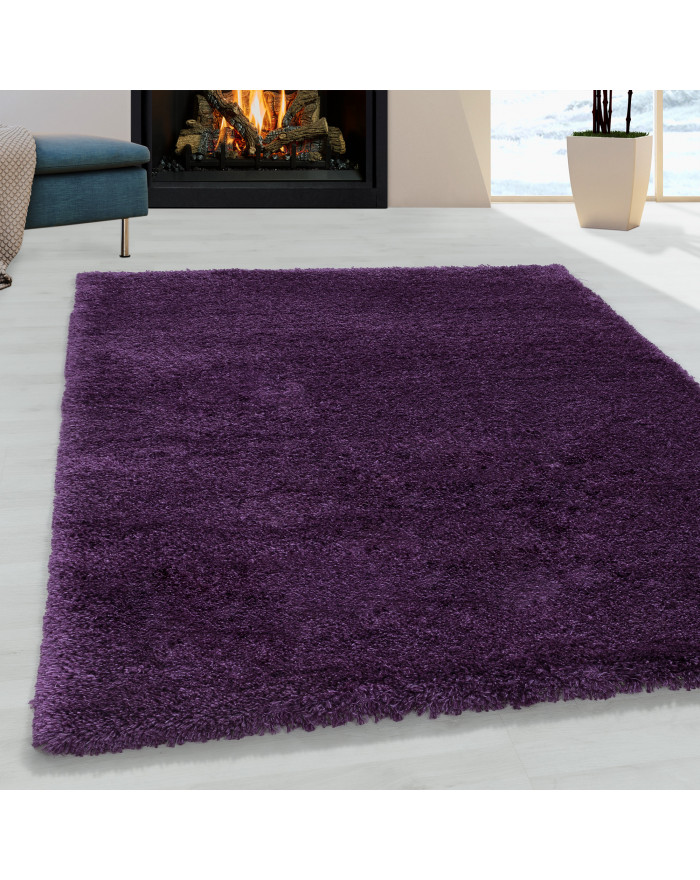 Shaggy pile rug super soft...